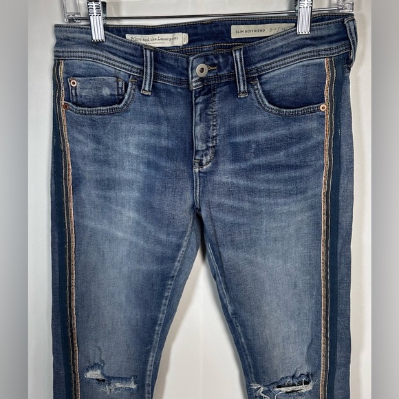 Pilcro and the Letterpress ANTHROPOLOGIE Slim Boyfriend Jeans Embroidered Sz 25 - Picture 5 of 8